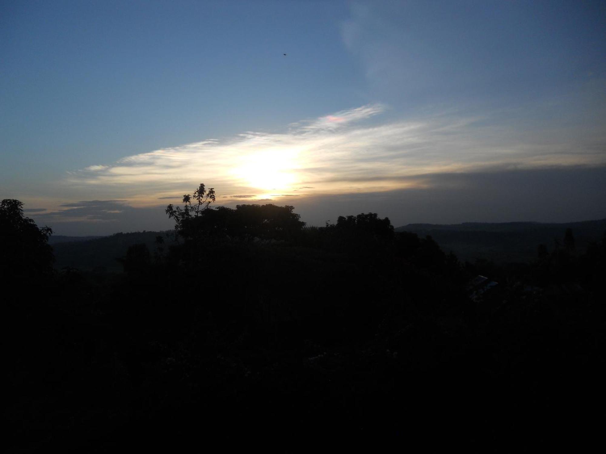 Masaka Backpackers, Tourists Cottage & Campsite Exterior photo