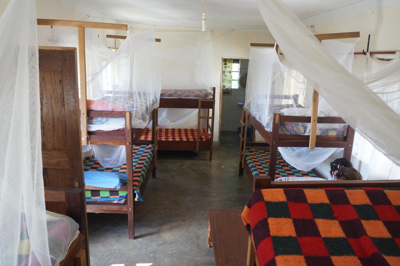 Masaka Backpackers, Tourists Cottage & Campsite Exterior photo