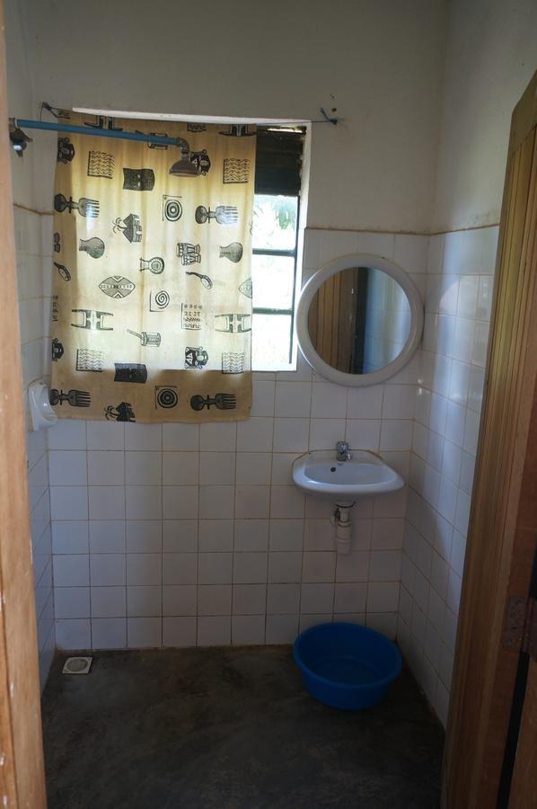 Masaka Backpackers, Tourists Cottage & Campsite Exterior photo